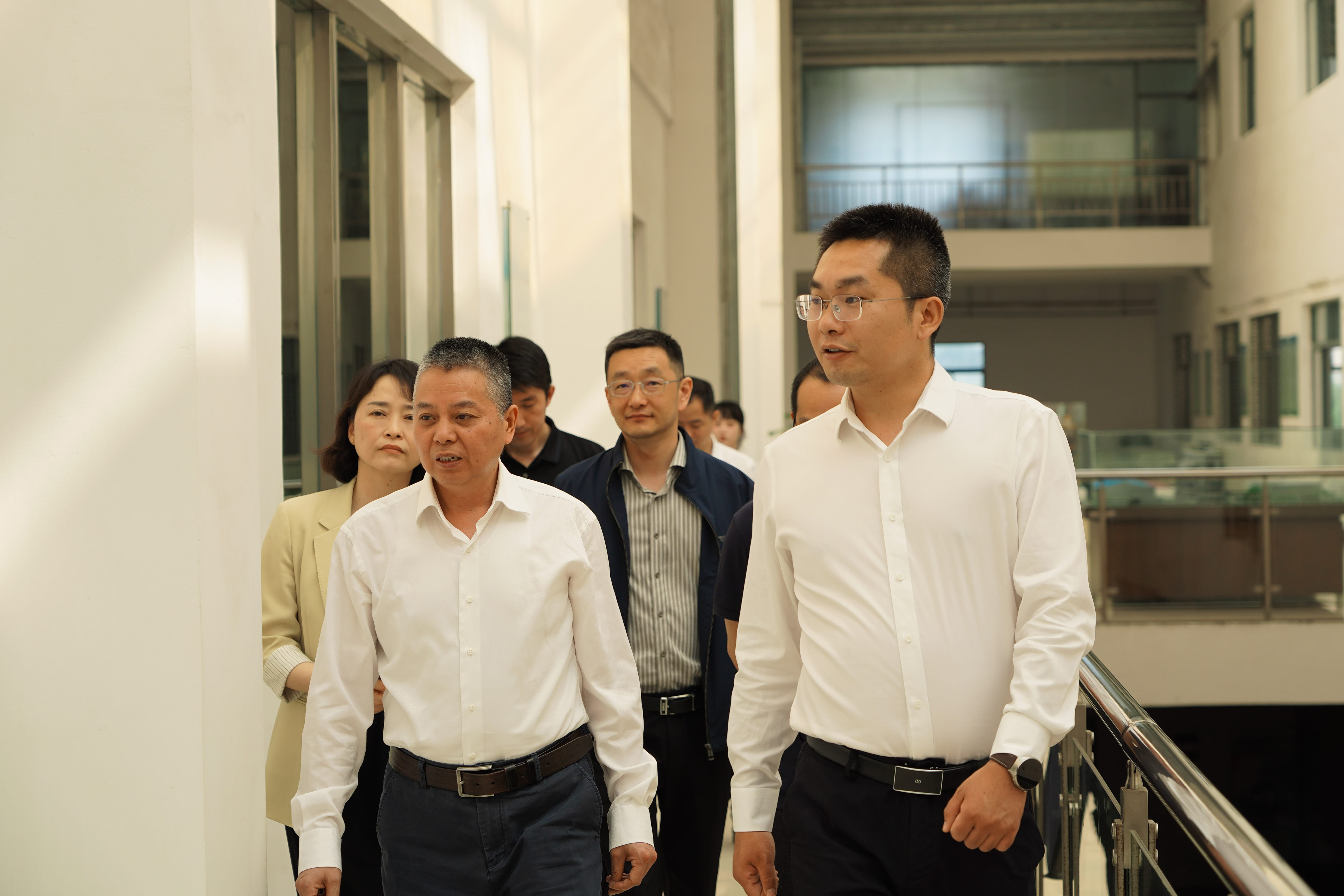Mr. Zhenyu WANG, Deputy Director of the Anhui Provincial Development and Reform Commission and his Delegation Visited Anhui KEDA New Energy Equipment Co., Ltd. for Research Tour